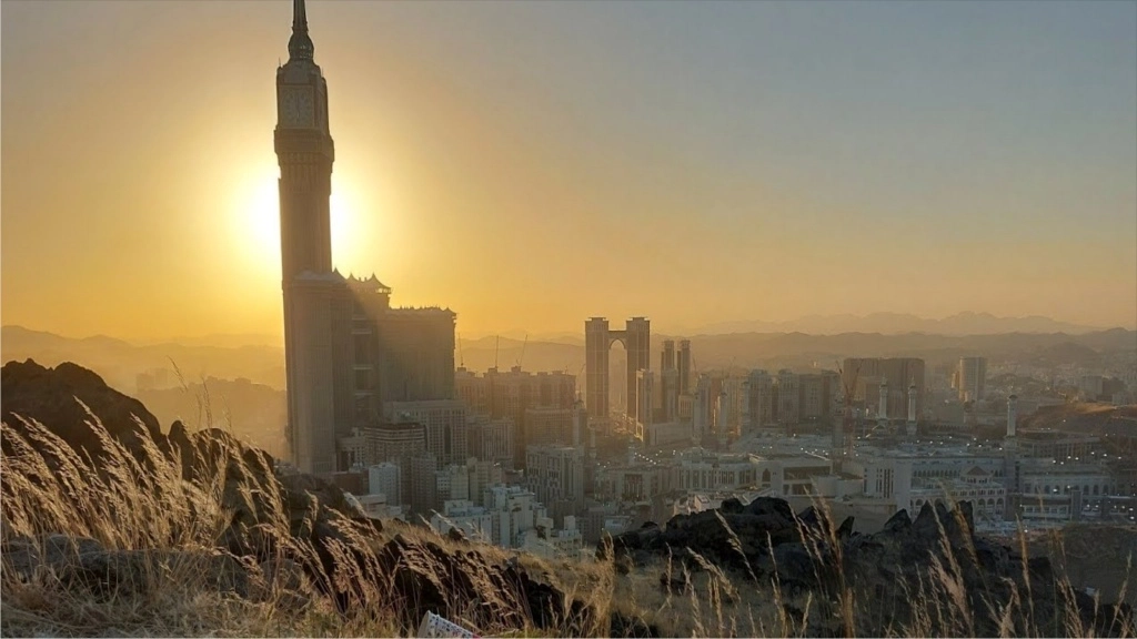 Bukit-bukit di Makkah Menyimpan Banyak Sejarah
