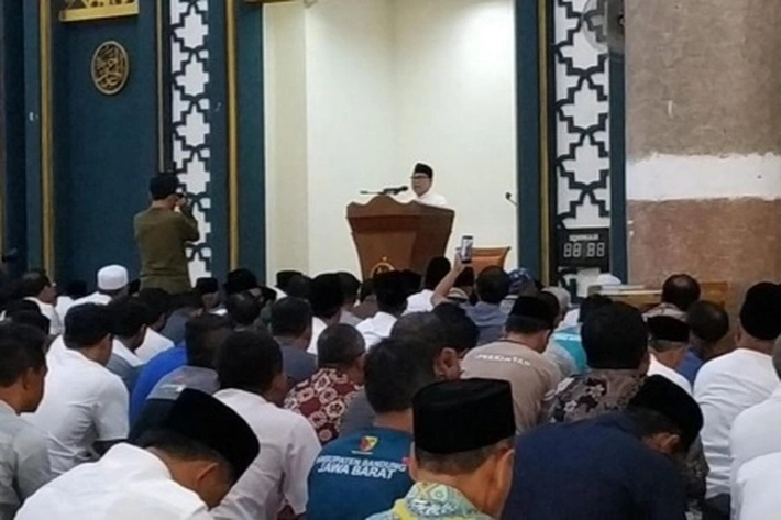 Tertidur Saat Khatib Menyampaikan Khutbah, Apakah Shalat Jumat Tetap Sah?