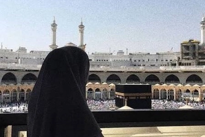 Raja Saudi Undang Seribu Orang untuk Umrah Eksklusif