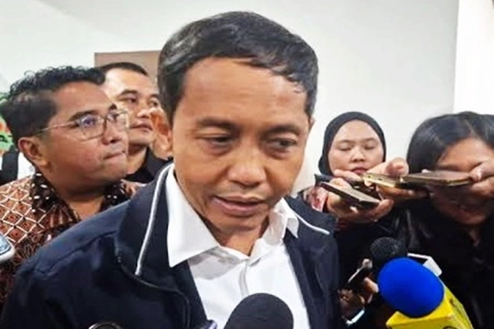 Menhut Raja Juli Antoni Dukung Penyidikan KPK dalam Kasus Bupati Kuansing Suhardiman Amby