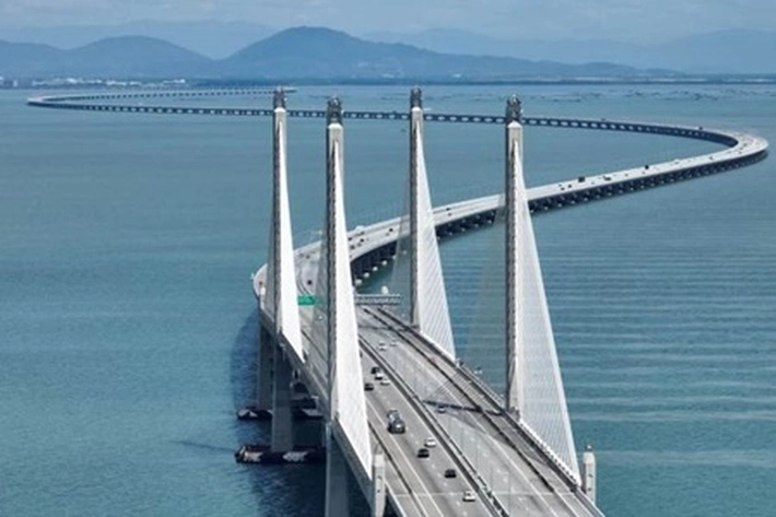 Pemprov Kerja Sama Strategis dengan Malaysia akan Bangun Jembatan Selat Malaka Terpanjang di Asean