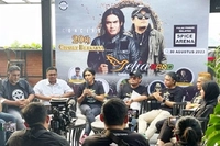 Charly Van Houten Kenang Masa Perjuangan di Pekanbaru
