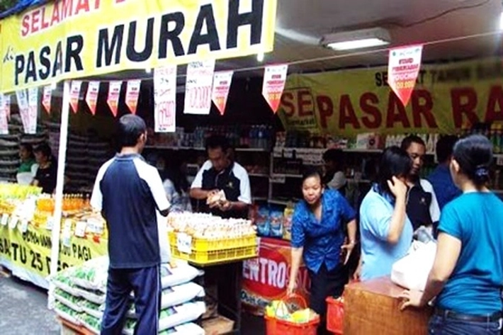 TPID Bersama BUMD PT Riau Pangan Bertuah Buat Pasar Murah di Kampar, Pekanbaru dan Dumai