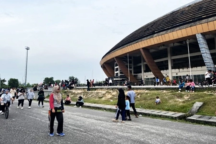 Jalan Naga Sakti di Kawasan Stadion Utama Riau Ditata Rapi 