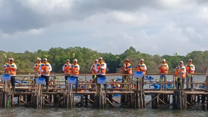 Pemerintah, Dunia Usaha dan Masyarakat Perkuat Sinergi dalam Peringatan Hari Mangrove Sedunia