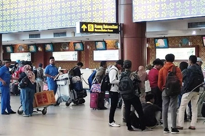 Penyelundupan Ribuan Butir Ekstasi Berhasil Digagalkan di Bandara Internasional Sultan Syarif Kasim II