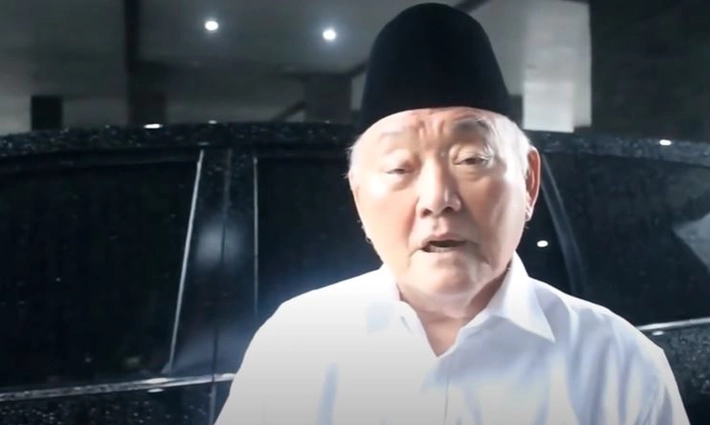 Jos Soetomo Orang Terkaya RI Jadi Mualaf hingga Bangun Masjid dan Rutin Umrahkan Warga