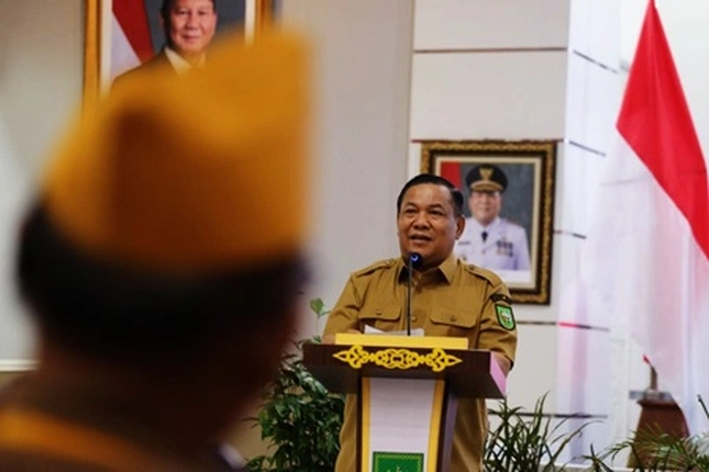 Pemprov Serahkan Bantuan Sosial pada Para Veteran Beserta Keluarga, Janda dan Duda