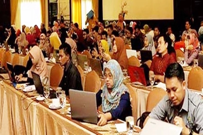 Pegawai di UNRI Ikuti Pelatihan untuk Tingkatkan Standar Pelayanan Prima di Lingkungan PT