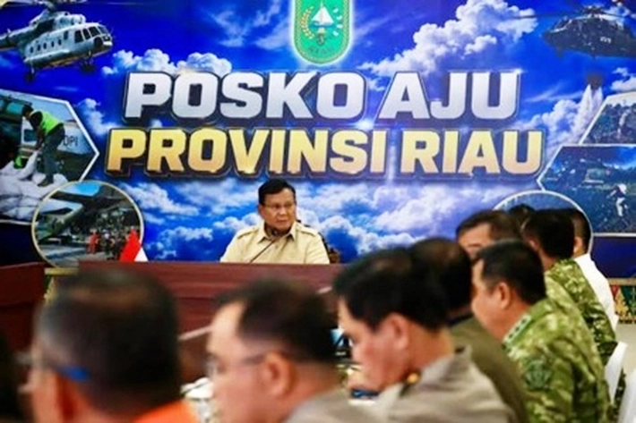 Prabowo Perintahkan Bawa 3 Pelaku Karhutla Riau ke Jakarta