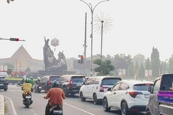 Pekanbaru Kembali Dikepung Kabut Asap karena 93,8 Hektare Lahan Terbakar di Wilayah Kecamatan