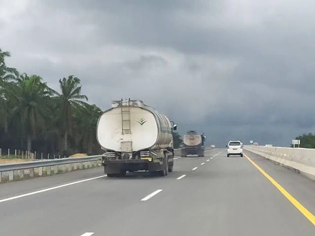 Pemprov Riau dan PT Hutama Karya Cari Jalan Tengah Soal Truk CPO yang Masuk Tol Pekanbaru-Dumai
