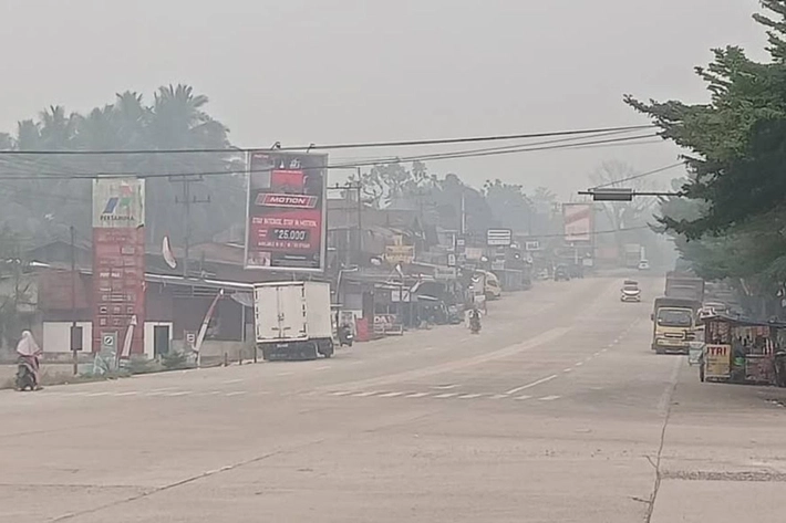 Kabut Asap Karhutla Menyeberang ke Sumbar yang Terbawa Angin dari Provinsi Tetangga