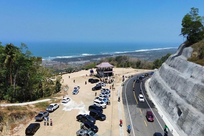 Jalur Kelok 23 Resmi Dibuka yang Suguhkan Panorama Pantai Selatan Gunungkidul