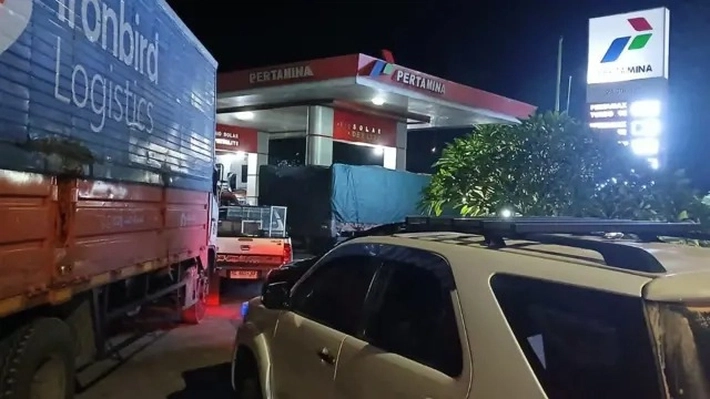 Dewan Soroti Antrean BBM Subsidi Solar di SPBU