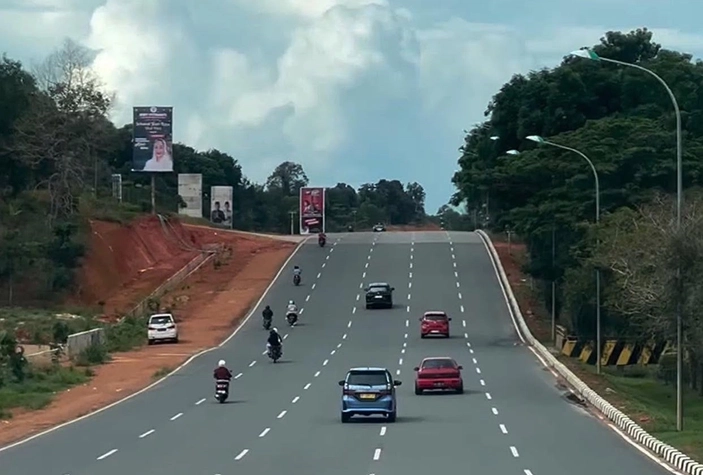 Sejumlah Ruas Jalan di Batam Makin Lebar yang dapat Memperlancar Arus Kenderaan