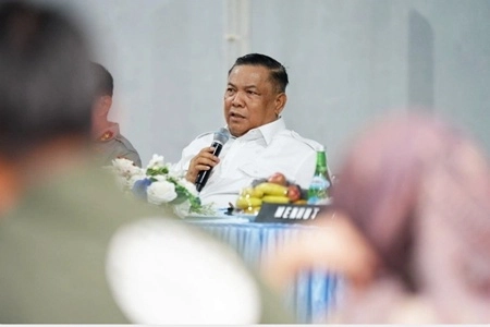  Plt Gubri Tidak Ingin Ada Anak Riau Putus Sekolah