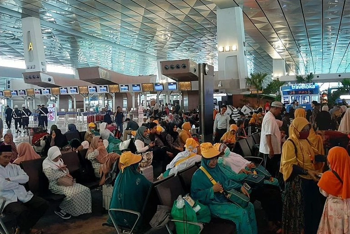 Perjalanan Penerbangan Jemaah Umrah Indonesia dari Dubai Menuju Saudi Terdampak Akibat Peningkatan Keamanan