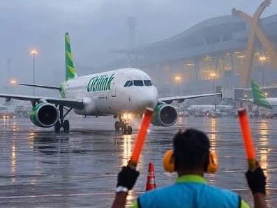 Jarak Pandang di Bandara SSK II Pekanbaru Membaik, 'Sebelumnya Banyak Pesawat di Delay dan Terganggu'