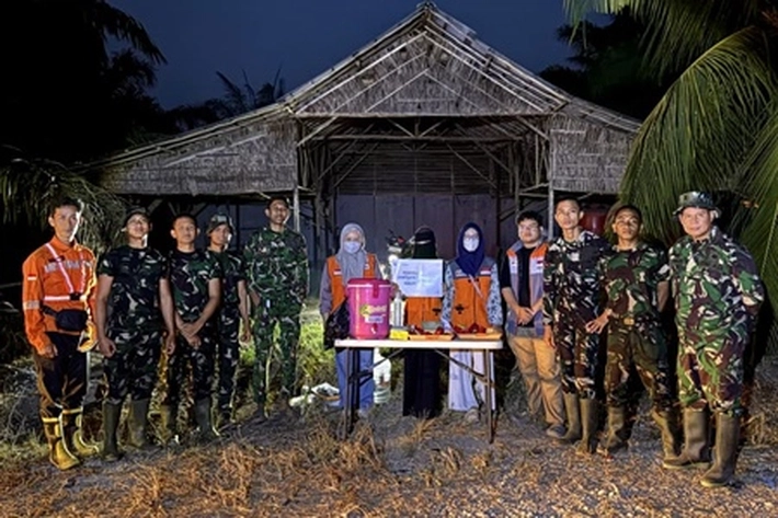 Rumah Zakat Perkuat Respons Karhutla dari Pemadaman hingga Bantuan Kesehatan