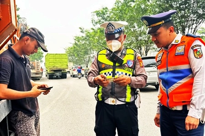 47 Kendaraan Truk Besar Ditilang Dishub untuk Tegakkan Ketertiban Berlalulintas